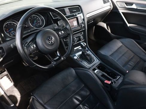 Used 2015 Volkswagen Golf R 4-Door image 6