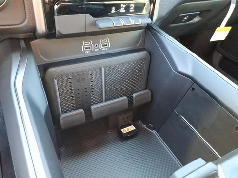 New 2026 RAM 1500 Big Horn AWD/4WD image 21