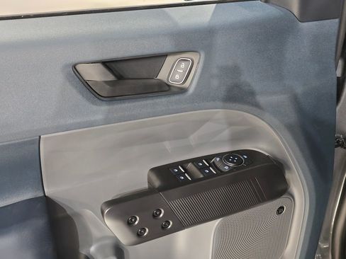 New 2025 Ford Maverick Lariat w/ Black Appearance Package image 18