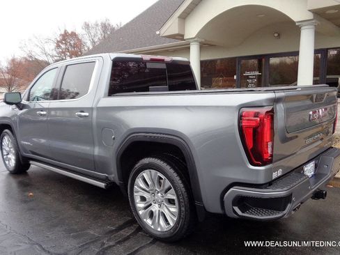 Used 2022 GMC Sierra 1500 Denali w/ Denali Premium Package image 4