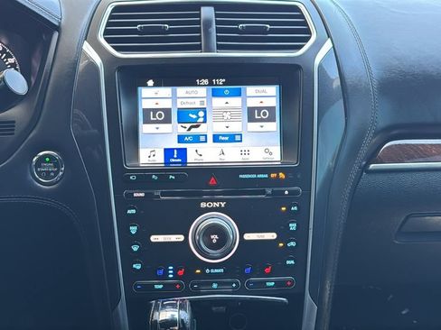 Certified 2017 Ford Explorer Platinum AWD/4WD image 11