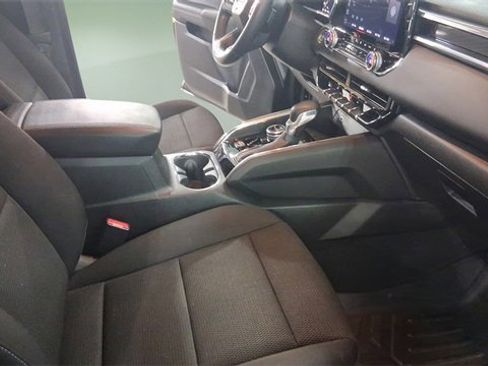 Used 2024 GMC Canyon Elevation w/ Convenience Package image 14