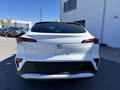 Used 2025 Buick Envista Preferred image 5