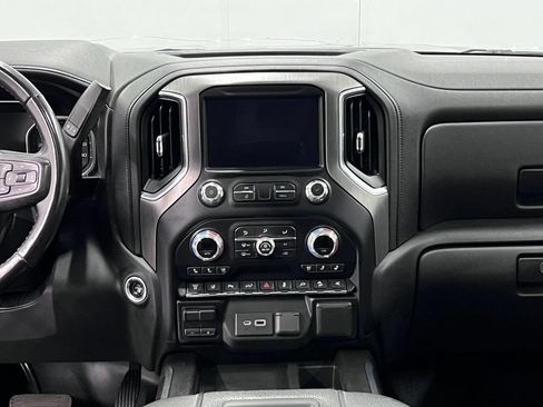 Used 2021 GMC Sierra 2500 Denali w/ Denali Black Diamond Edition AWD/4WD image 23