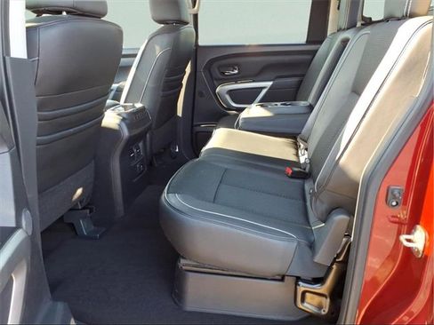 Used 2018 Nissan Titan PRO-4X image 24