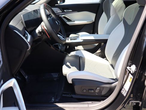 Certified 2025 BMW X2 M35i w/ Premium Package image 25