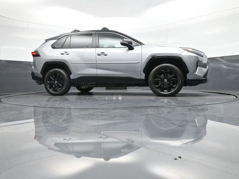 Certified 2022 Toyota RAV4 XSE AWD/4WD image 30