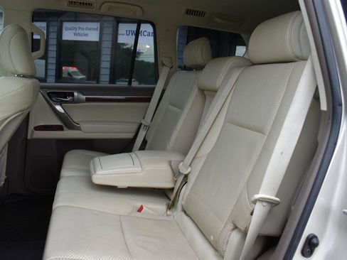 Used 2013 Lexus GX 460 w/ Comfort Plus Pkg AWD/4WD image 26