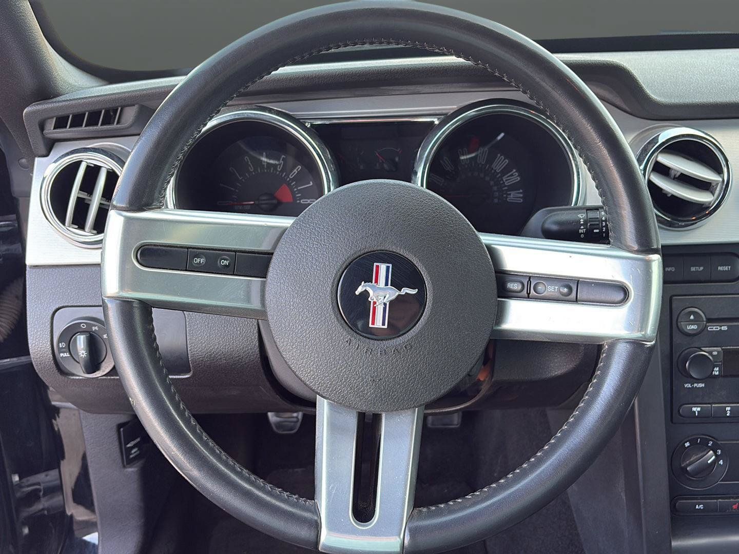 Used 2007 Ford Mustang GT RWD image 12