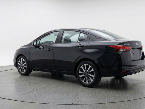Used 2025 Nissan Versa SV FWD image 6