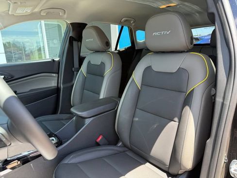 New 2026 Chevrolet Trax ACTIV w/ Driver Confidence Package FWD image 11