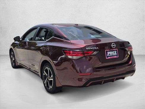 Used 2024 Nissan Sentra SV FWD image 8
