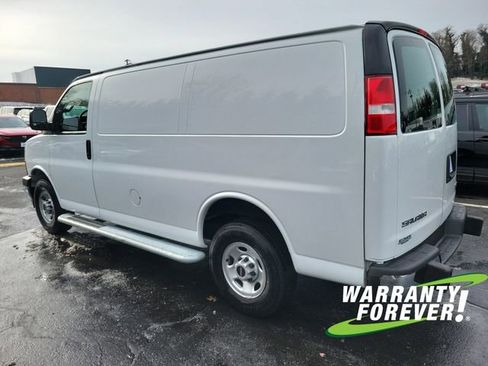 Used 2024 GMC Savana 2500 w/ Driver Convenience Package image 5