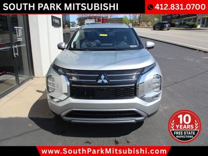 New 2025 Mitsubishi Outlander SE