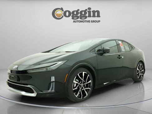 New 2026 Toyota Prius Plug-In Hybrid image 1