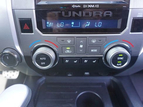 Used 2018 Toyota Tundra Platinum AWD/4WD image 11