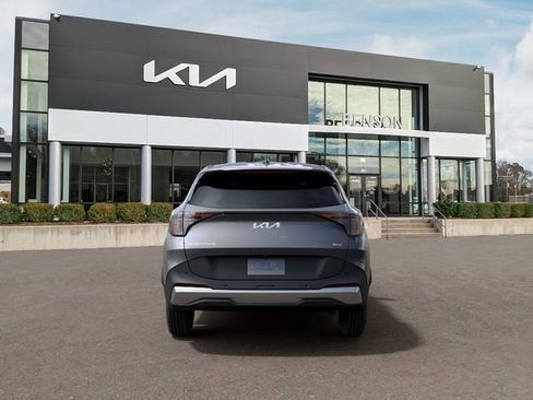 New 2026 Kia Sportage LX FWD image 6