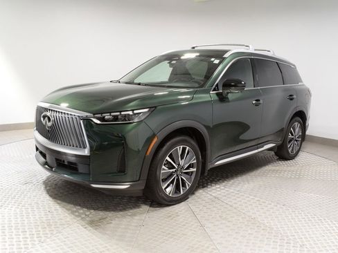 Used 2026 INFINITI QX60 Luxe w/ Family Package AWD/4WD image 3