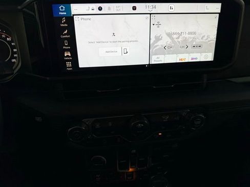 New 2026 Jeep Gladiator Rubicon w/ Safety Group AWD/4WD image 27