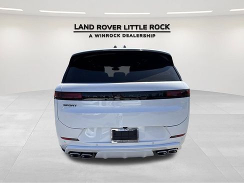 New 2025 Land Rover Range Rover Sport Dynamic SE image 8