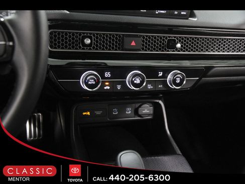 Used 2025 Honda Civic Sport image 13