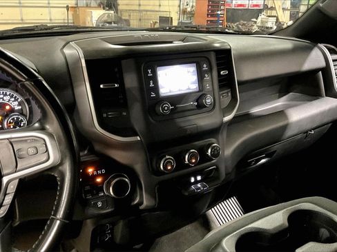 Used 2021 RAM 1500 Big Horn image 6