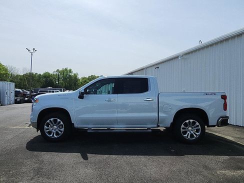 New 2026 Chevrolet Silverado 1500 LTZ w/ Technology Package AWD/4WD image 2
