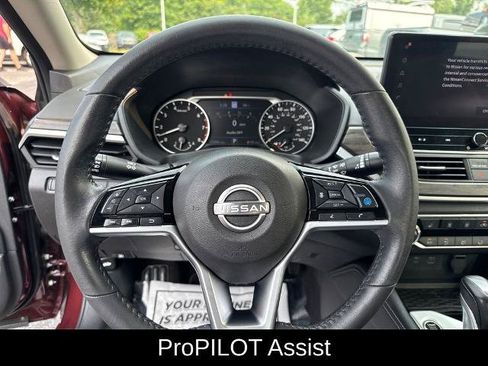 Certified 2024 Nissan Altima 2.5 SV w/ SV Premium Package AWD/4WD image 22
