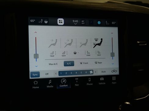 Certified 2023 RAM 1500 Laramie image 36