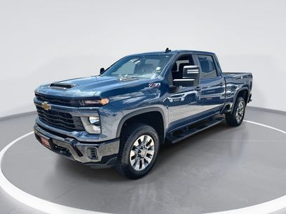 Used 2025 Chevrolet Silverado 2500 Custom w/ Custom Value Package
