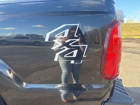 Used 2015 Ford F250 Lariat w/ Chrome Package image 14