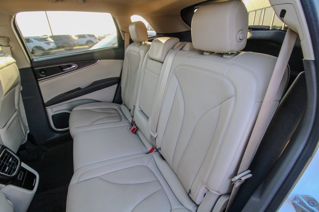 Used 2020 Lincoln Nautilus Reserve AWD/4WD image 9
