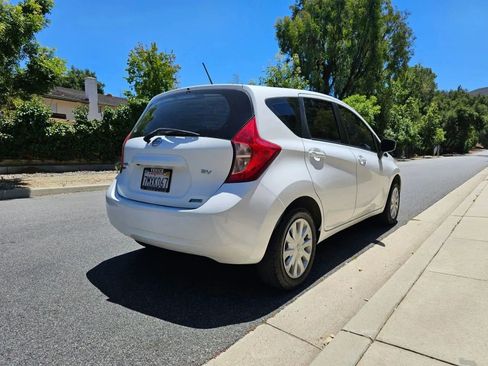 Used 2016 Nissan Versa Note SV image 9