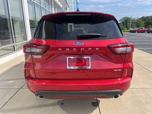 Used 2024 Ford Escape ST-Line Select w/ Tech Pack #1 AWD/4WD image 4