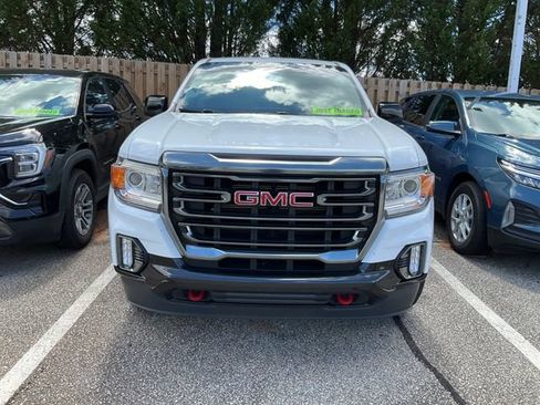 Used 2022 GMC Canyon AT4 w/ Trailering Package AWD/4WD image 2