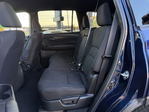 Used 2020 Honda Passport Sport image 37