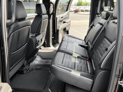 Used 2022 GMC Sierra 1500 AT4X image 21