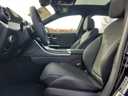 Used 2024 Mercedes-Benz C 300 image 13