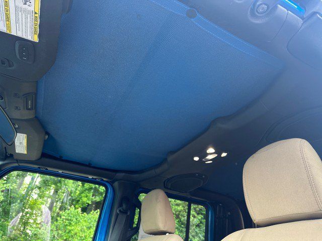 Used 2020 Jeep Gladiator Sport w/ Quick Order Package 23S AWD/4WD image 20