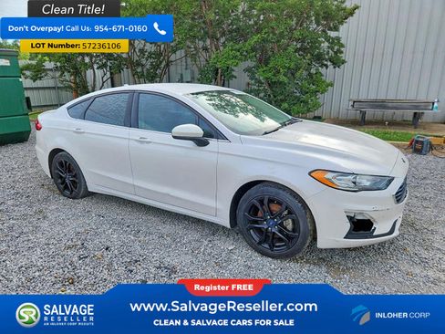 Used 2019 Ford Fusion SE w/ Equipment Group 151A FWD image 5