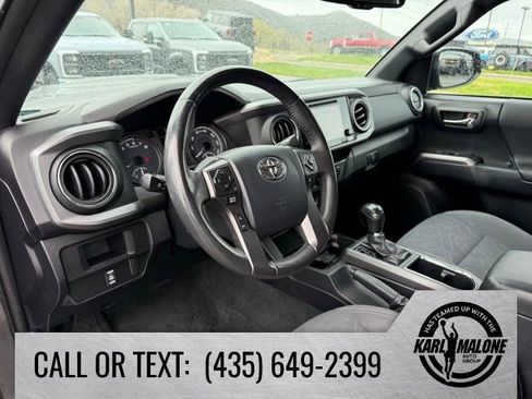 Used 2016 Toyota Tacoma TRD Sport w/ Towing Package AWD/4WD image 16