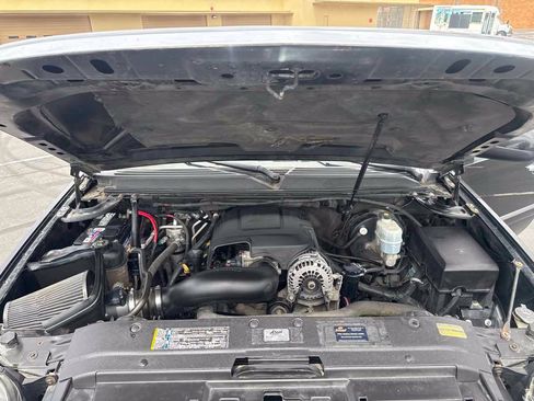 Used 2009 GMC Yukon Denali AWD/4WD image 10