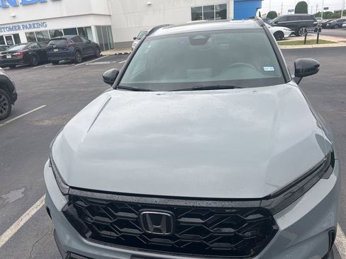 Used 2023 Honda CR-V Sport image 2