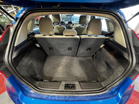 Used 2019 Ford Fiesta SE FWD image 11