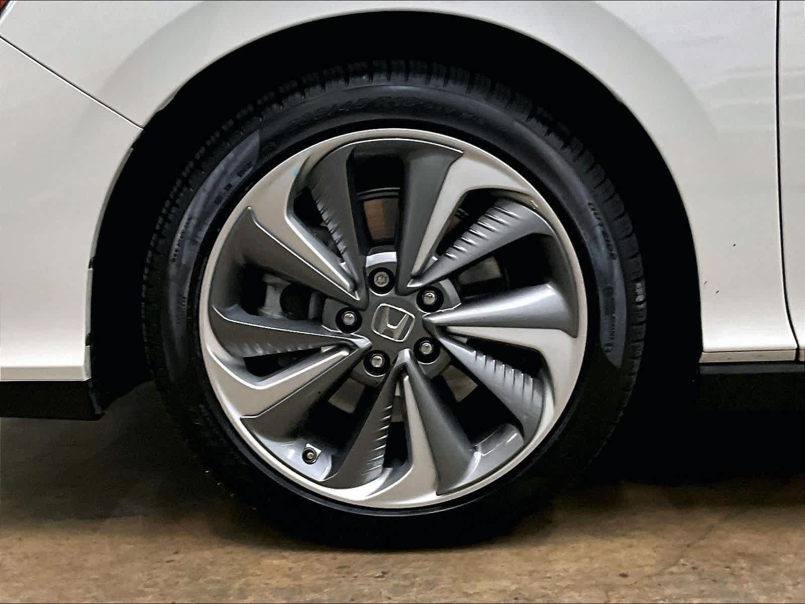 Used 2018 Honda Clarity Plug-In Hybrid image 14