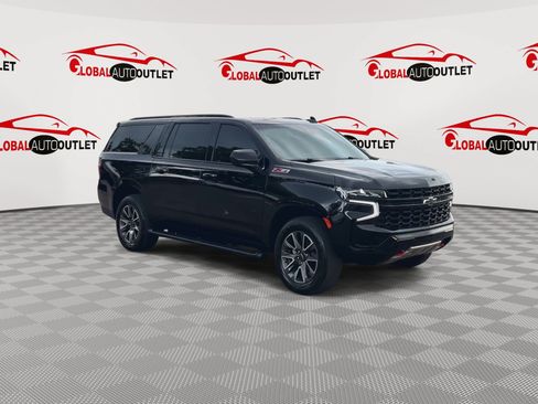 Used 2023 Chevrolet Suburban Z71 AWD/4WD image 2