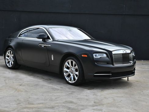 Used 2018 Rolls-Royce Wraith image 1