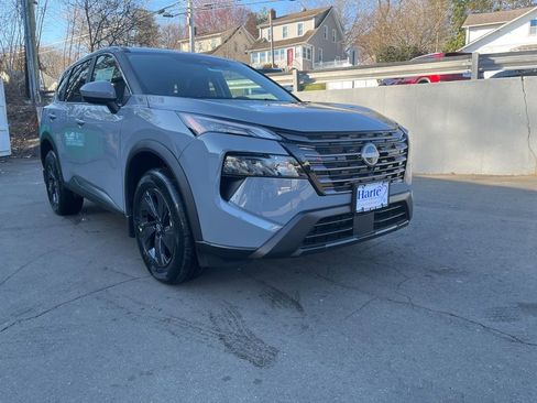 New 2026 Nissan Rogue SV AWD/4WD image 1