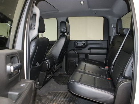 Used 2022 Chevrolet Silverado 2500 LT w/ Convenience Package image 22