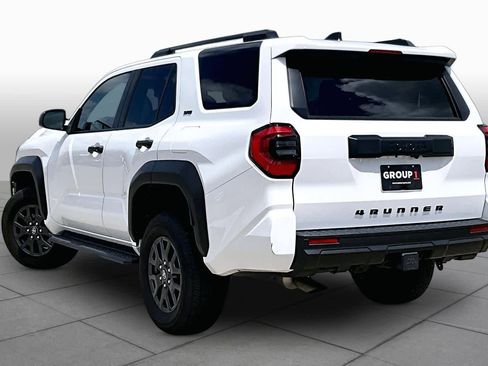 Used 2025 Toyota 4Runner SR5 image 11